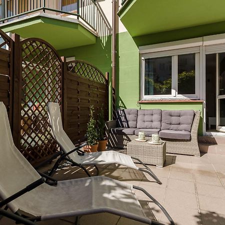 Chill Apartments Kabaty Family Warsaw Exterior photo