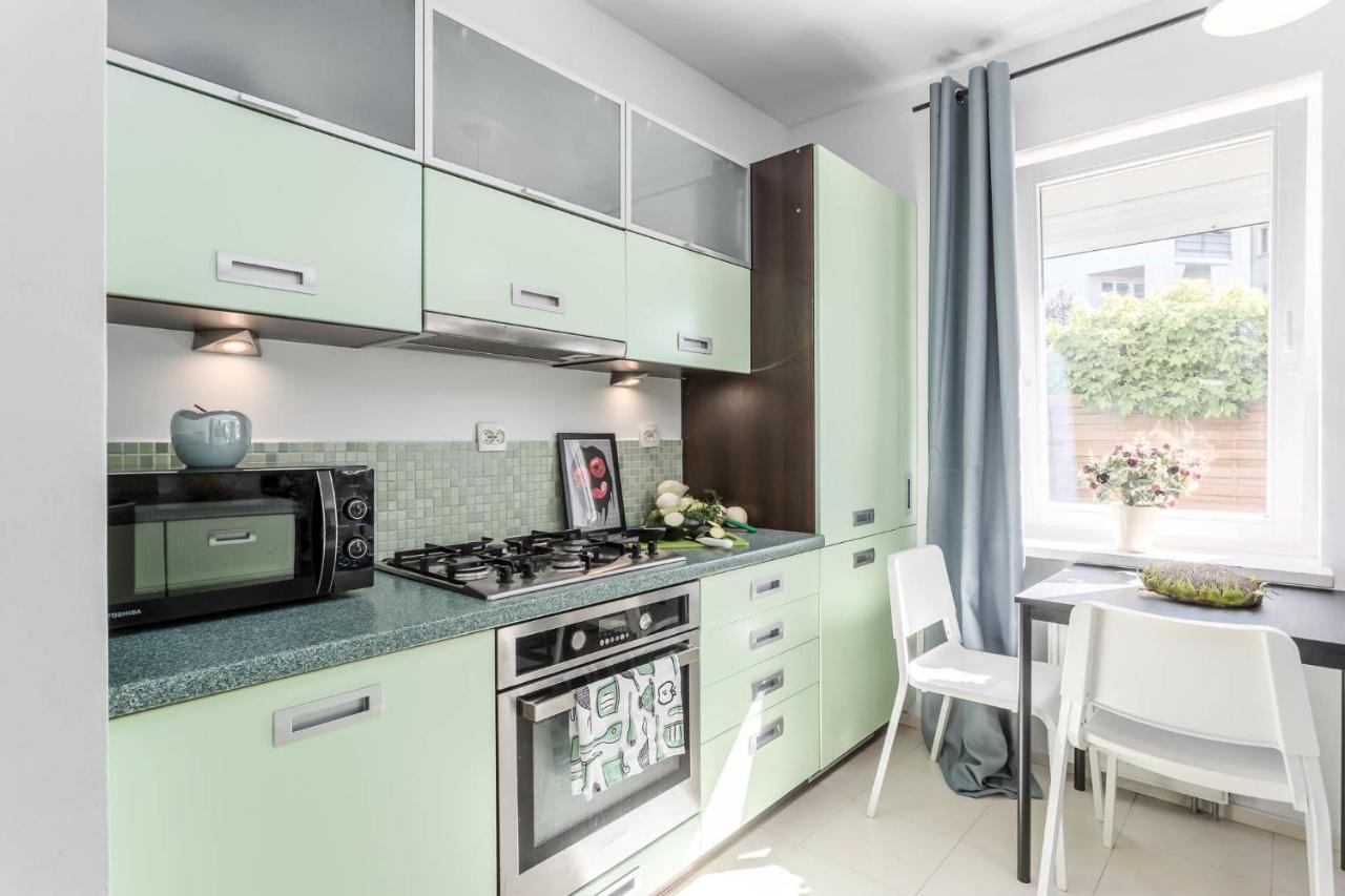 Chill Apartments Kabaty Family Warsaw Exterior photo