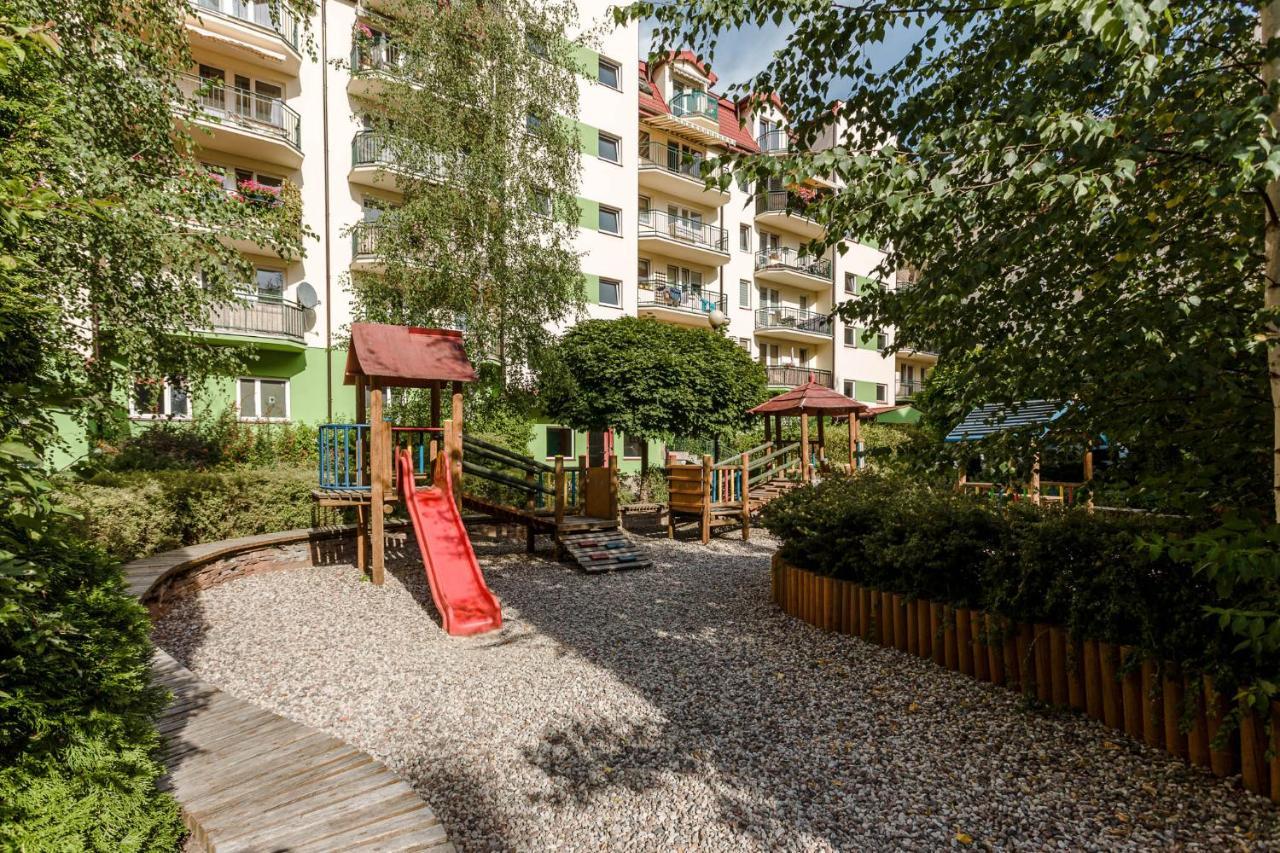 Chill Apartments Kabaty Family Warsaw Exterior photo