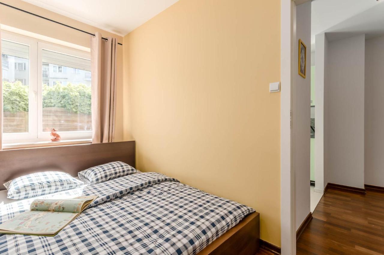 Chill Apartments Kabaty Family Warsaw Exterior photo