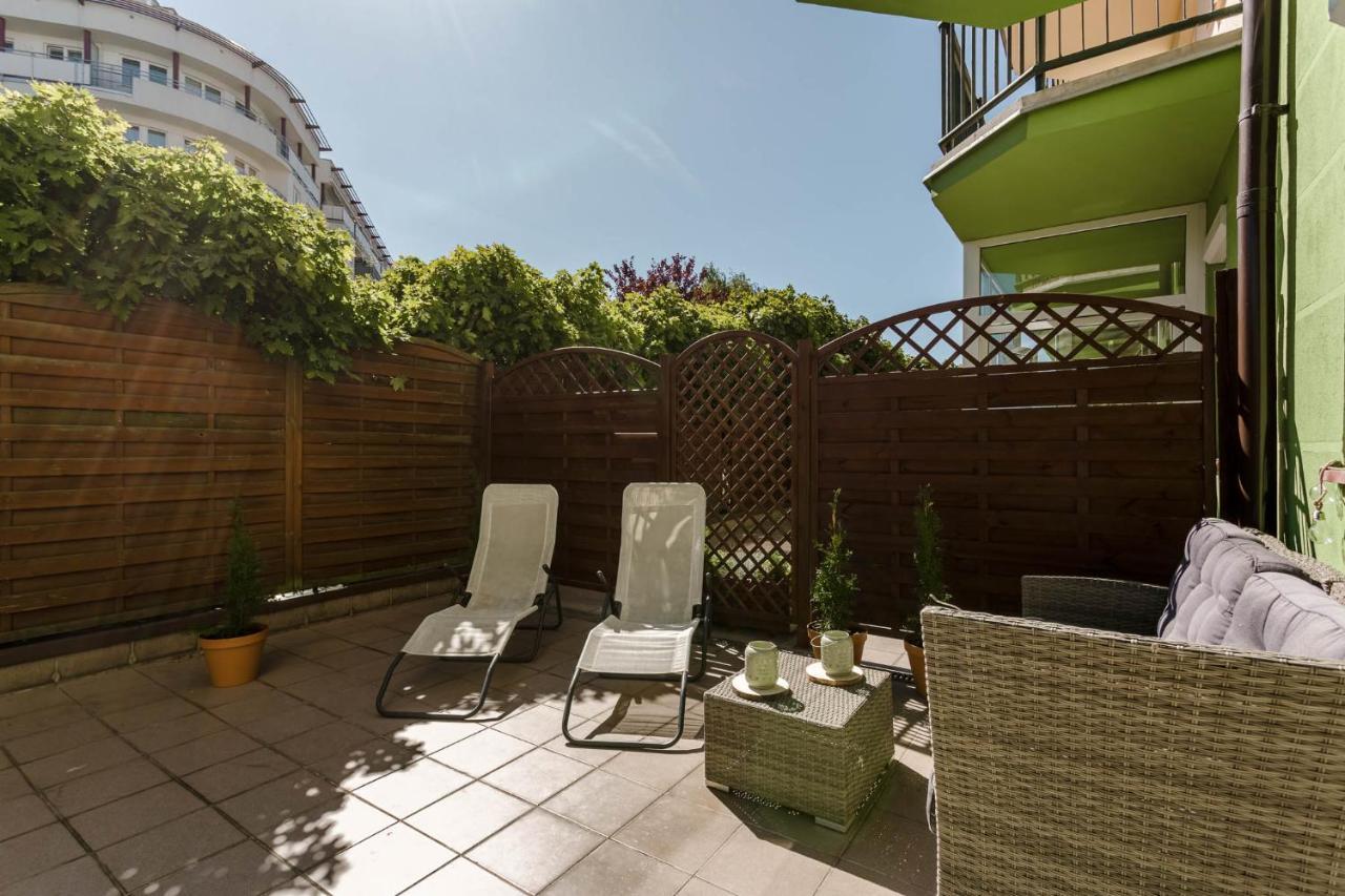 Chill Apartments Kabaty Family Warsaw Exterior photo